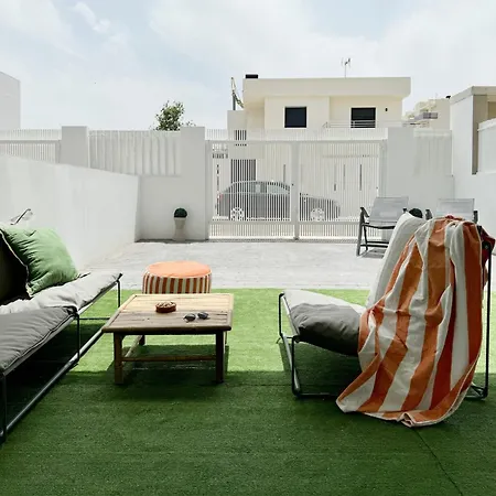 Arena House Oliva