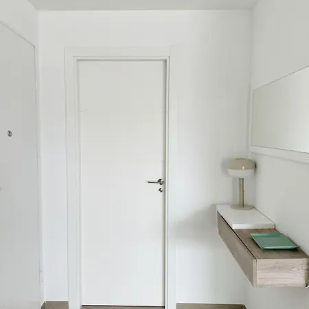Arena House * Oliva